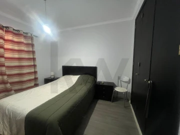 Apartamento T1 para Arrendamento em Santo Antonio