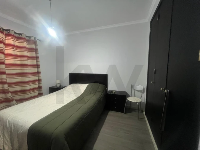 Apartamento T1 para Arrendamento em Santo Antonio Foto 12