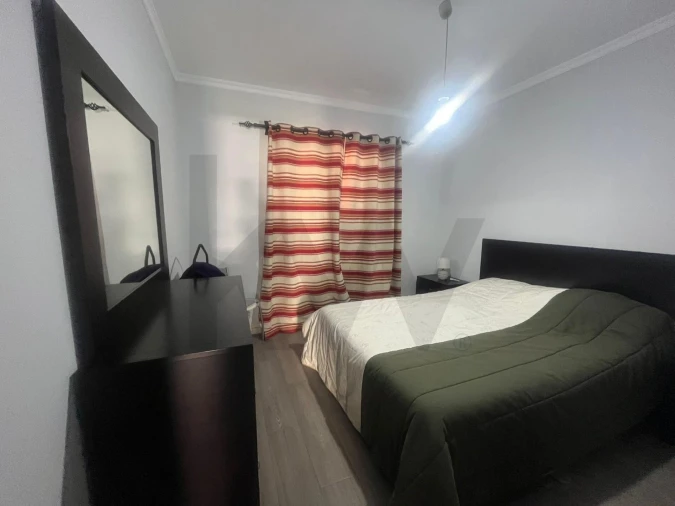 Apartamento T1 para Arrendamento em Santo Antonio Foto 11