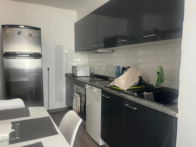 Apartamento T1 para Arrendamento em Santo Antonio Foto 7