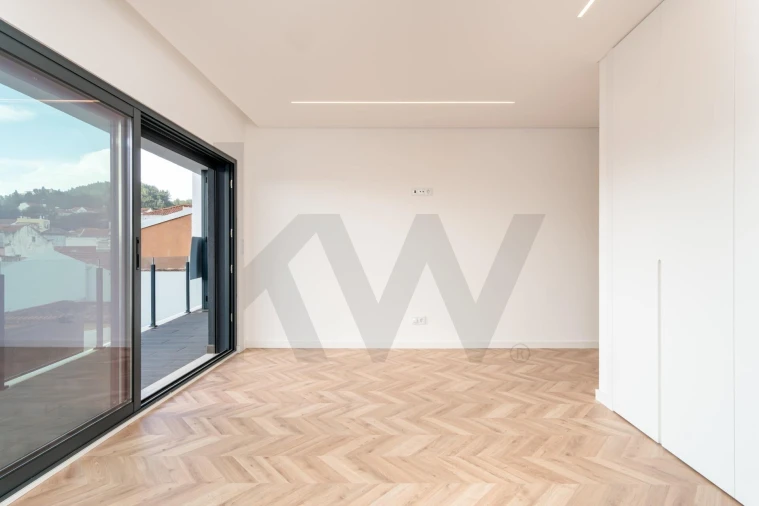 Apartamento T3 para Venda em União das Freguesias de Setúbal Foto 3