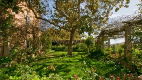 Moradia T7 para Venda em Carnide
