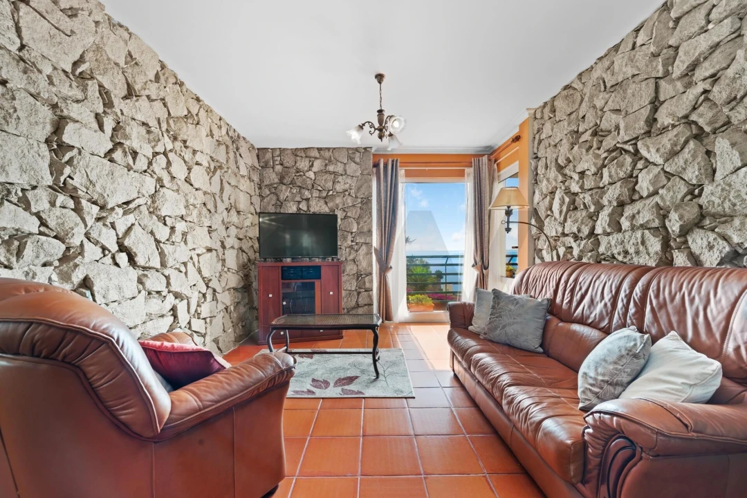Apartamento T3 para Venda em Caniço Foto 2