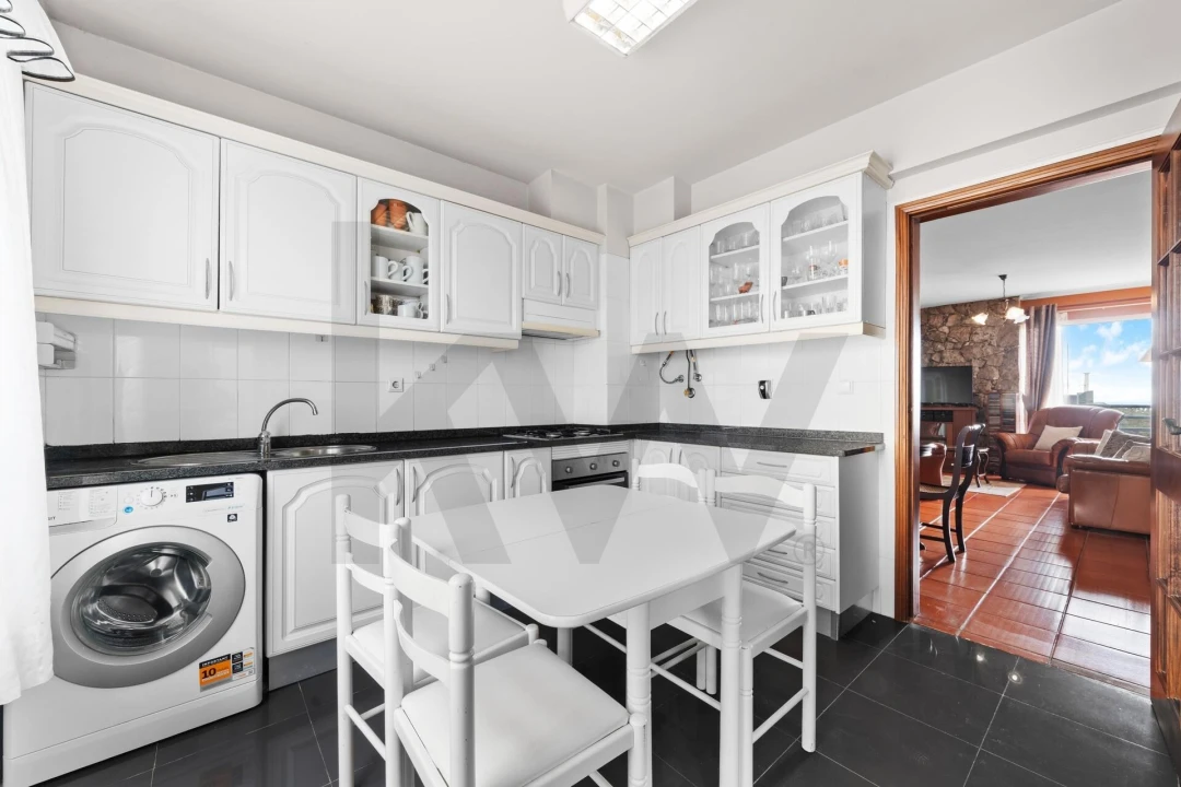 Apartamento T3 para Venda em Caniço Foto 7