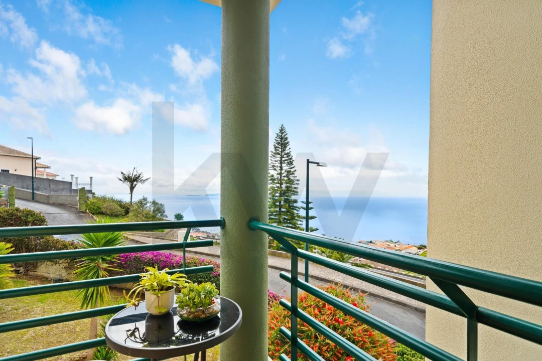 Apartamento T3 para Venda em Caniço Foto 5