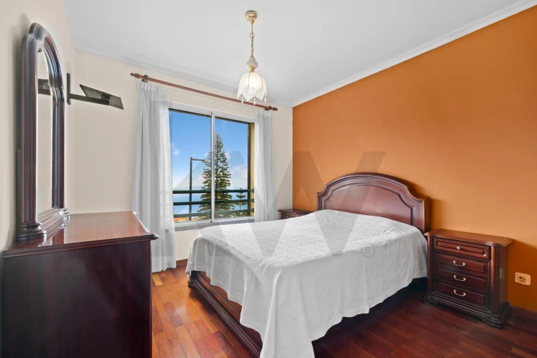 Apartamento T3 para Venda em Caniço Foto 11