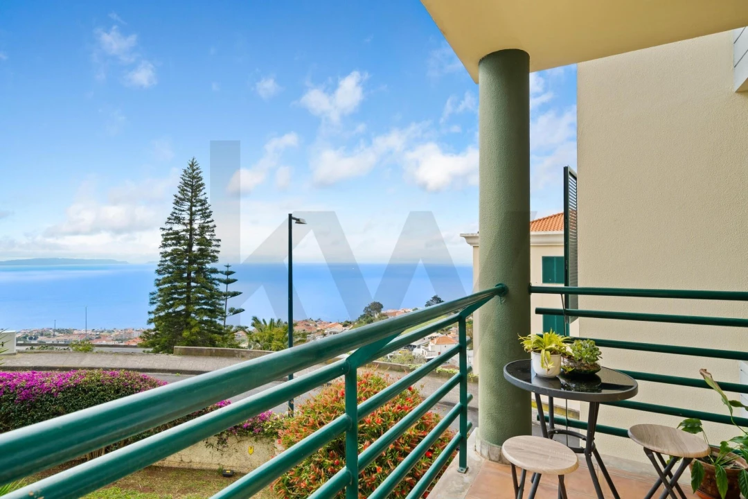 Apartamento T3 para Venda em Caniço Foto 4