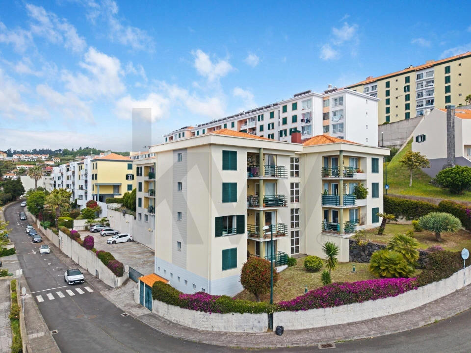 Apartamento T3 para Venda em Caniço Foto 22