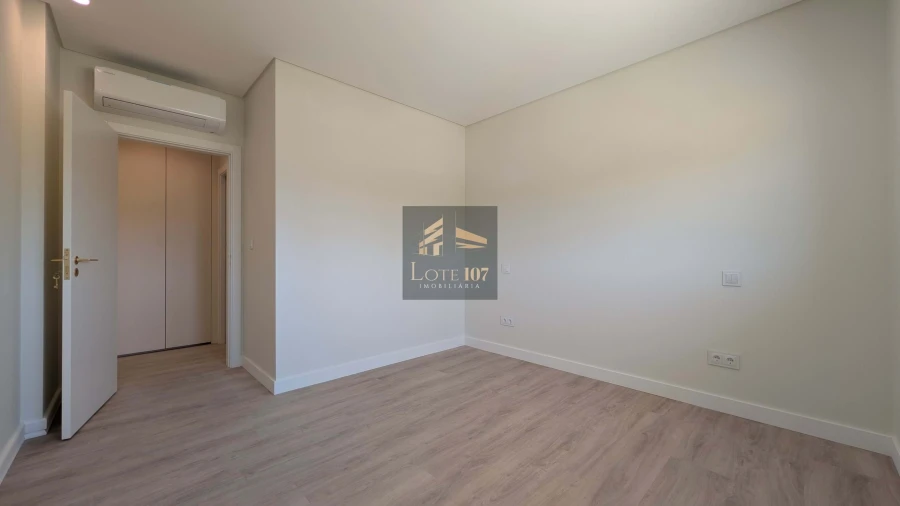 Apartamento T2 para Venda em Pinhal Novo Foto 14