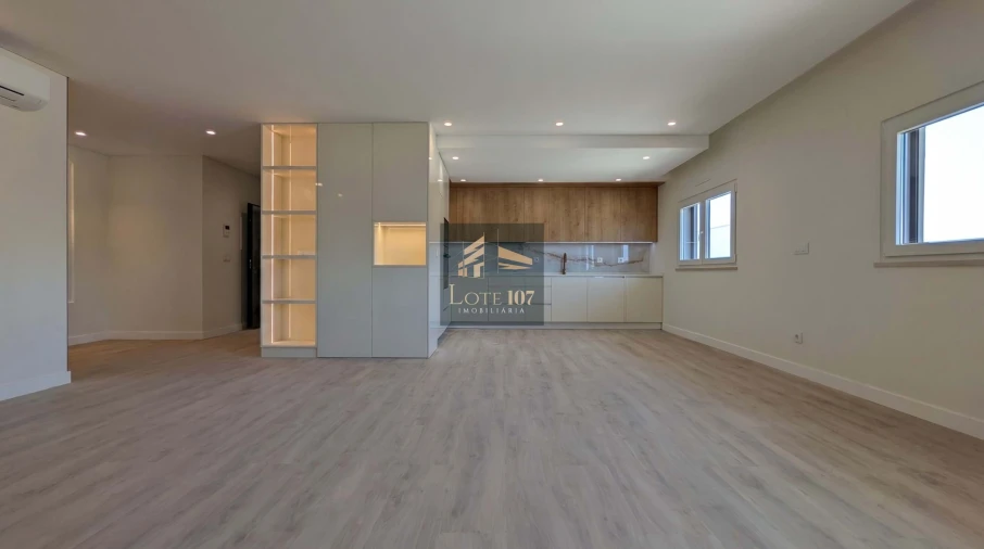 Apartamento T2 para Venda em Pinhal Novo Foto 3