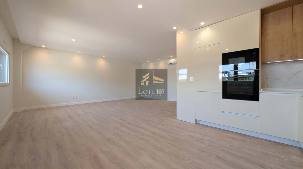 Apartamento T2 para Venda em Pinhal Novo Foto 4
