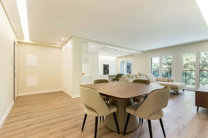 Apartamento T3 para Venda em Pontinha e Famões