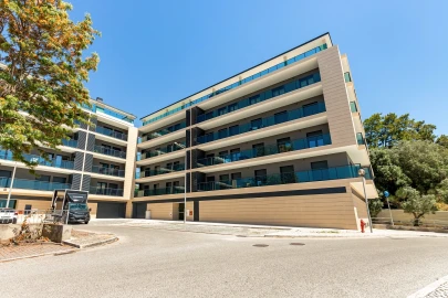Apartamento T3 para Venda em Pontinha e Famões