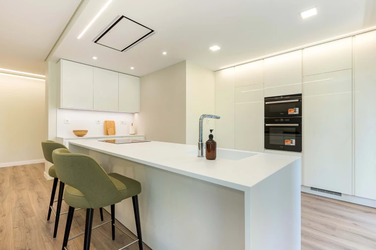 Apartamento T3 para Venda em Pontinha e Famões Foto 5