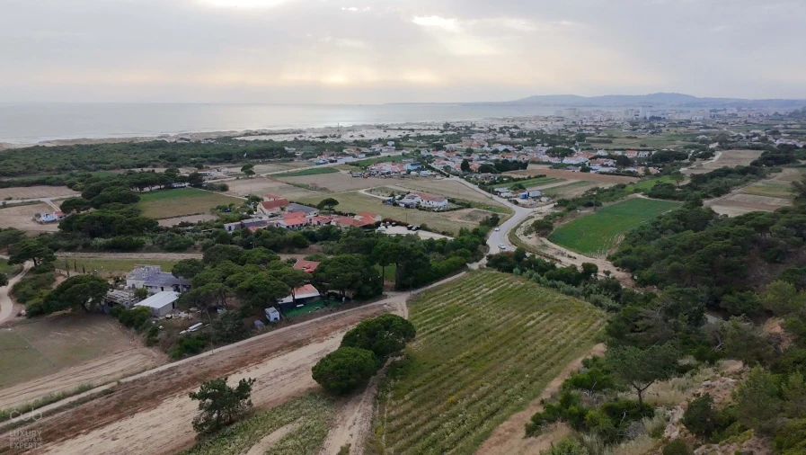 Terreno para Venda em Charneca de Caparica e Sobreda Foto 13