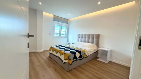 Apartamento T1 para Venda em Carnide