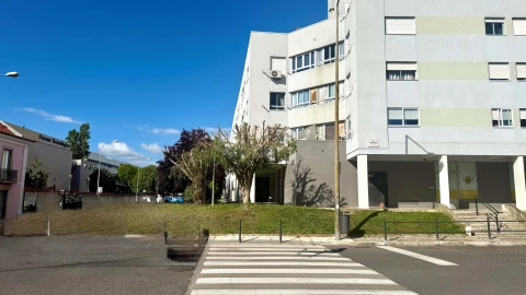 Apartamento T1 para Venda em Carnide