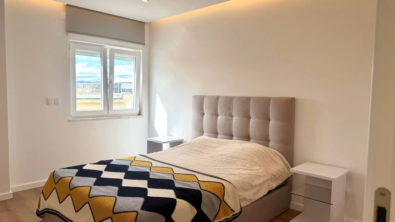 Apartamento T1 para Venda em Carnide Foto 21
