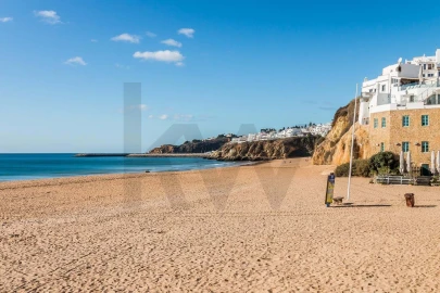 Moradia T1 para Venda em Albufeira e Olhos de Água