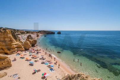Moradia T1 para Venda em Albufeira e Olhos de Água