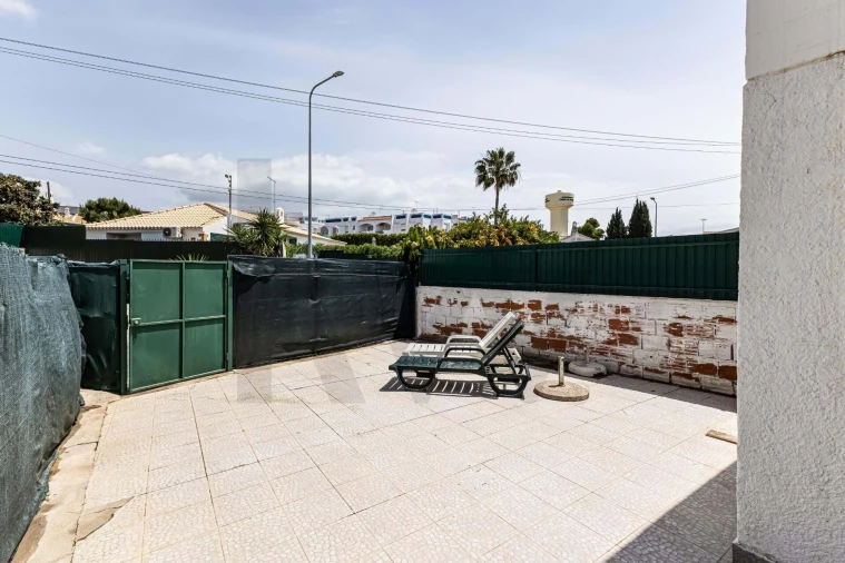 Moradia T1 para Venda em Albufeira e Olhos de Água Foto 4