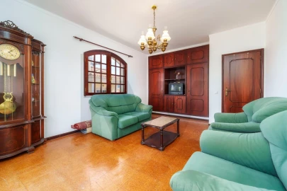 Moradia T5 para Venda em Loule (São Clemente)