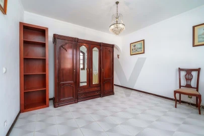 Moradia T5 para Venda em Loule (São Clemente)