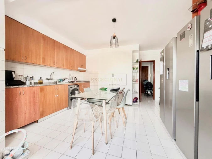 Apartamento T2 para Venda em Cedofeita, Santo Ildefonso, Sé, Miragaia, São Nicolau e Vitória Foto 6