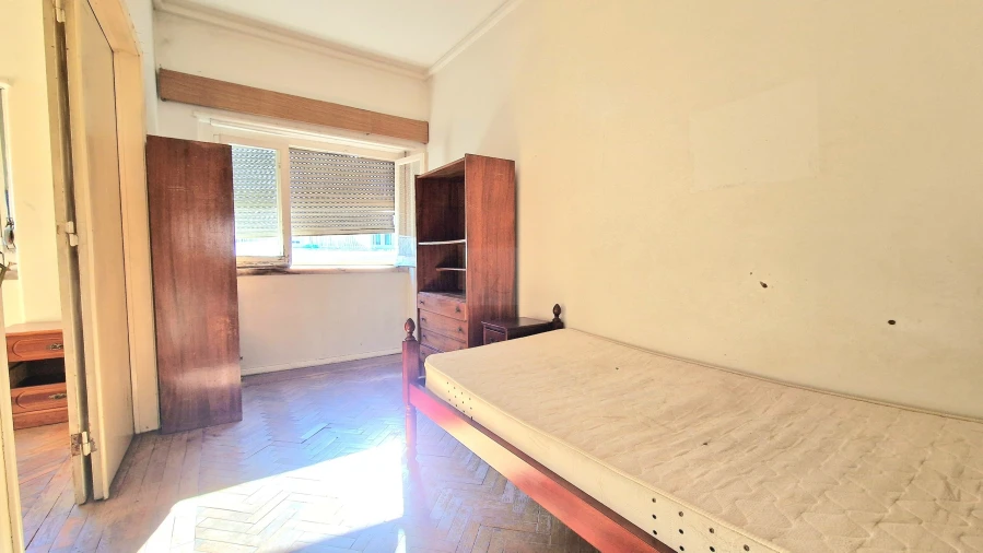 Apartamento T2 para Venda em Penha de França Foto 12
