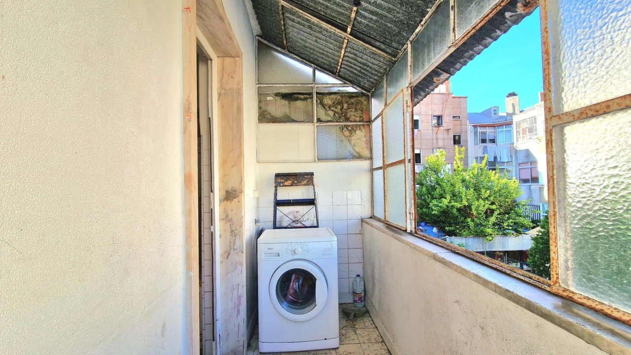 Apartamento T2 para Venda em Penha de França Foto 8