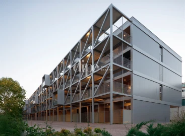 Apartamento T0 para Venda em Azurem
