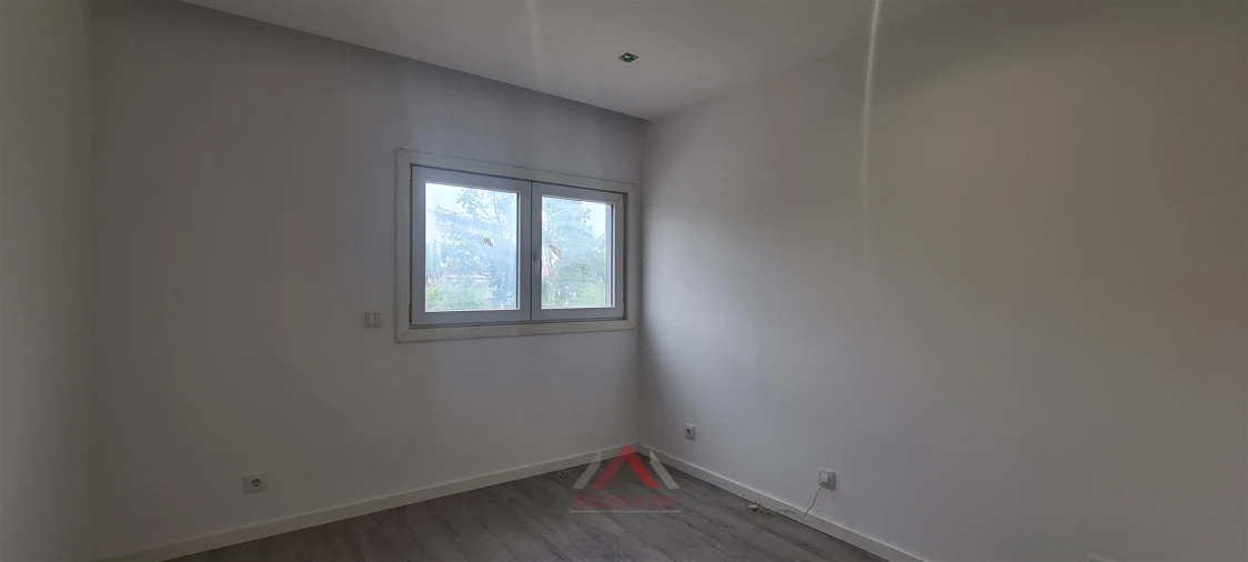 Apartamento T3 para Arrendamento em Leiria, Pousos, Barreira e Cortes Foto 16