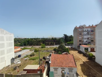 Apartamento T3 para Venda em Seixal, Arrentela e Aldeia de Paio Pires