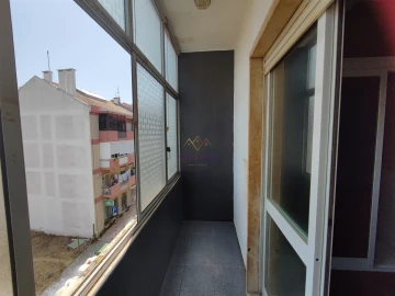 Apartamento T3 para Venda em Seixal, Arrentela e Aldeia de Paio Pires