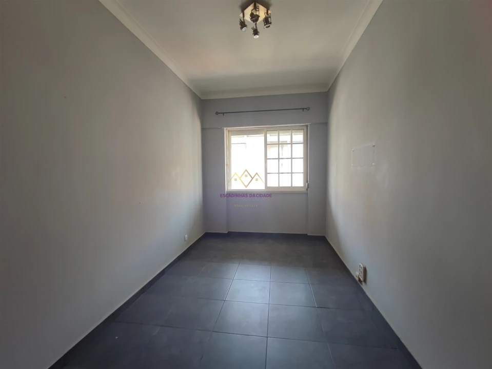 Apartamento T3 para Venda em Seixal, Arrentela e Aldeia de Paio Pires Foto 21