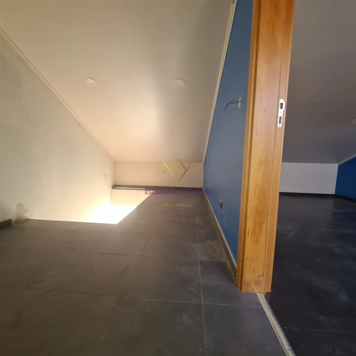 Apartamento T3 para Venda em Seixal, Arrentela e Aldeia de Paio Pires Foto 11