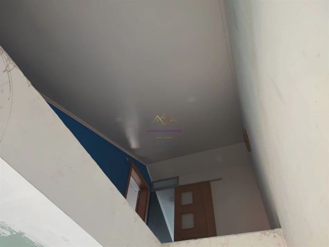 Apartamento T3 para Venda em Seixal, Arrentela e Aldeia de Paio Pires Foto 12