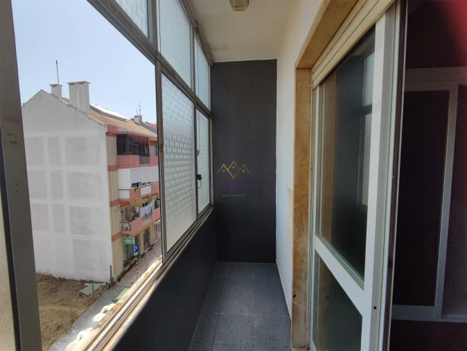 Apartamento T3 para Venda em Seixal, Arrentela e Aldeia de Paio Pires Foto 28