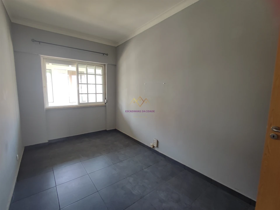 Apartamento T3 para Venda em Seixal, Arrentela e Aldeia de Paio Pires Foto 20