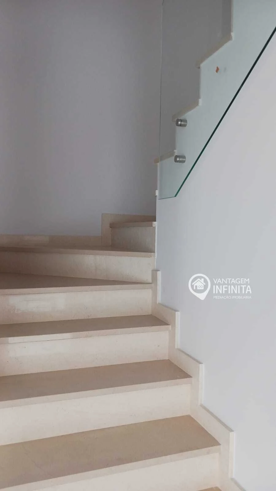 Moradia T3 para Venda em Quinta do Conde Foto 6