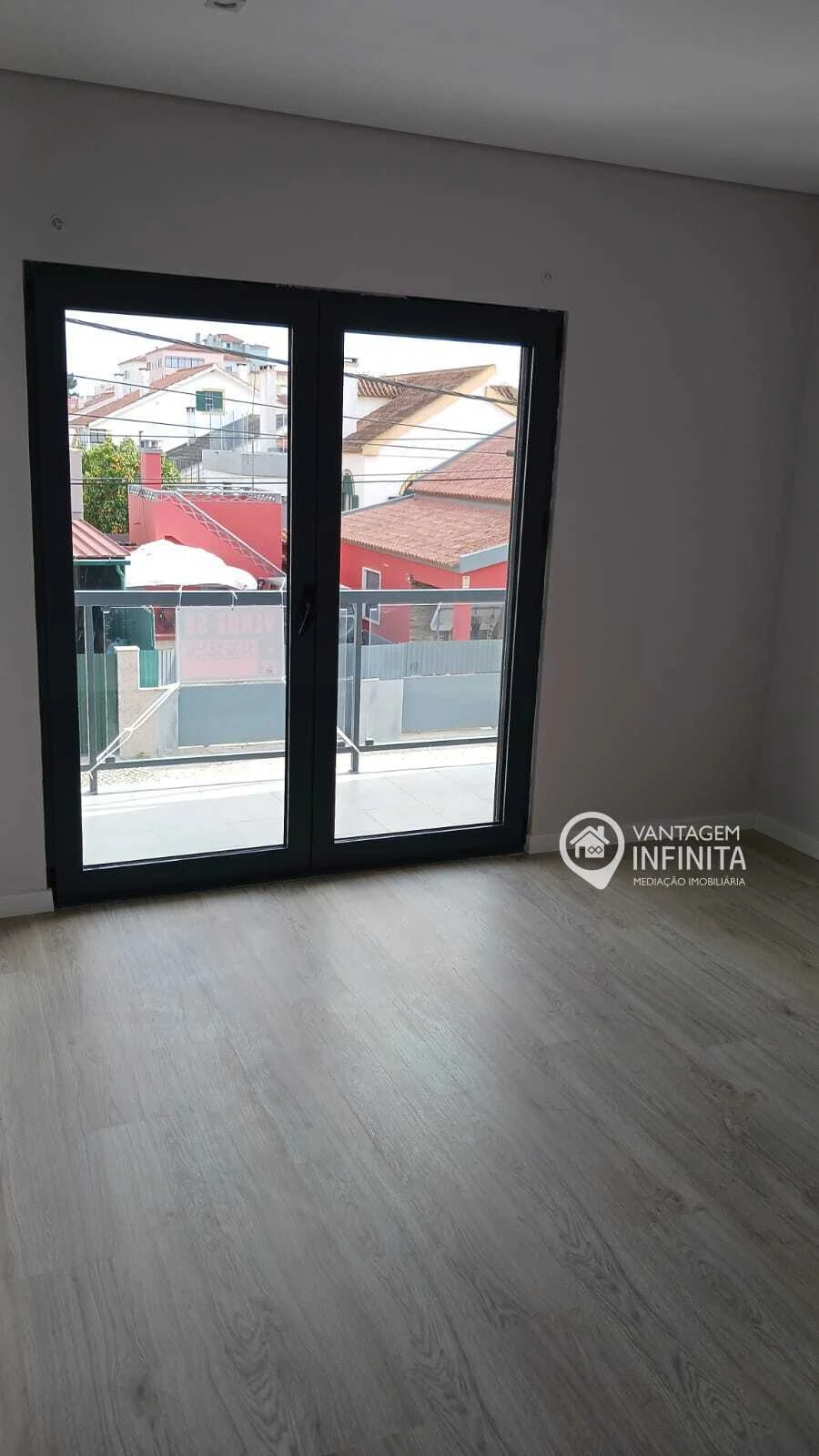 Moradia T3 para Venda em Quinta do Conde Foto 7