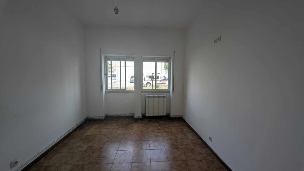 Apartamento T2 para Venda em Barreiro e Lavradio Foto 6