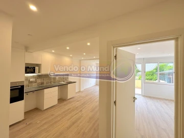 Apartamento T2 para Venda em Póvoa de Santa Iria e Forte da Casa