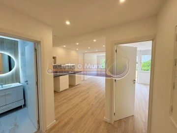 Apartamento T2 para Venda em Póvoa de Santa Iria e Forte da Casa