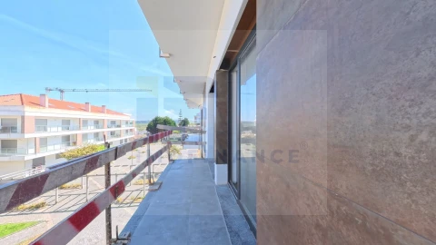 Apartamento T3 para Venda em Atouguia da Baleia
