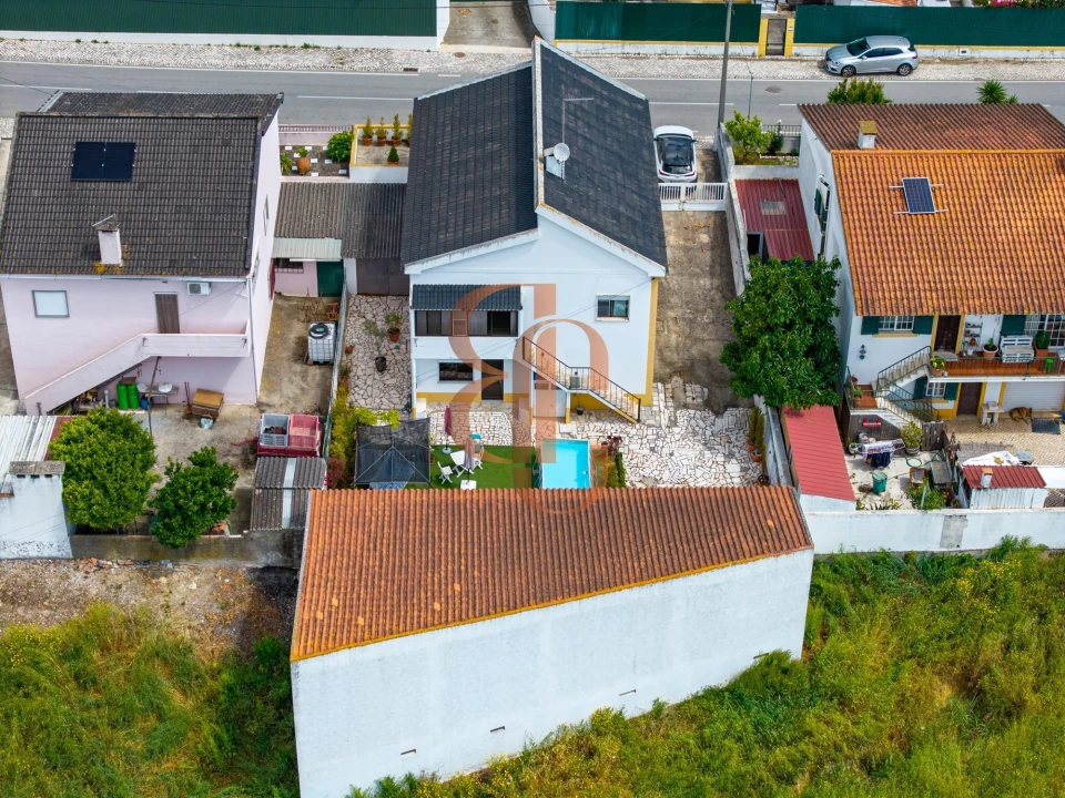 Moradia T3 para Venda em Moçarria Foto 6