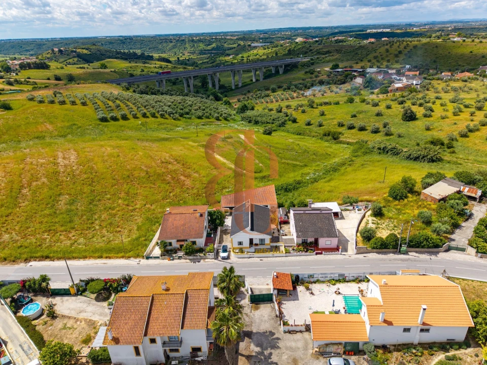 Moradia T3 para Venda em Moçarria Foto 12