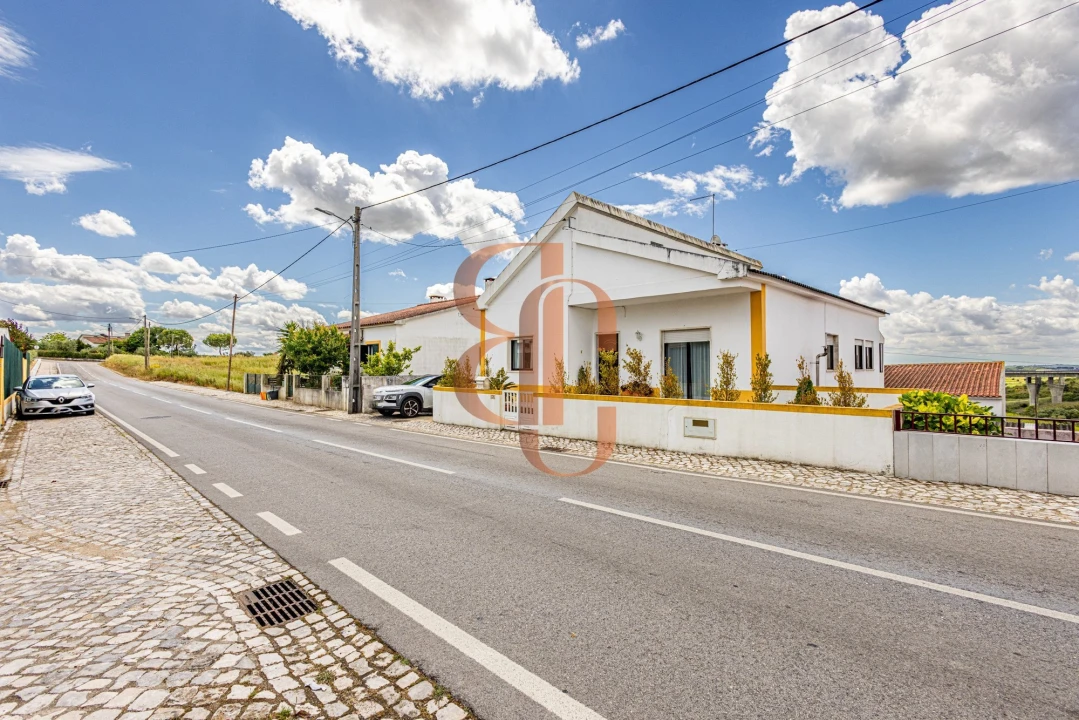 Moradia T3 para Venda em Moçarria Foto 17