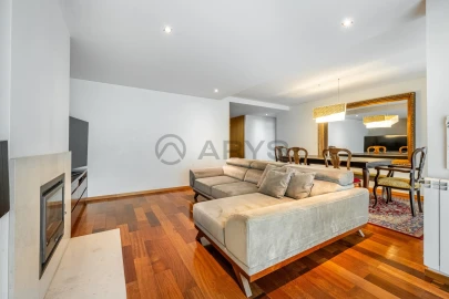 Apartamento T3 para Venda em Real, Dume e Semelhe