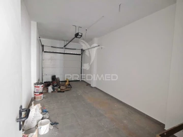 Moradia T3 para Venda em Charneca de Caparica e Sobreda